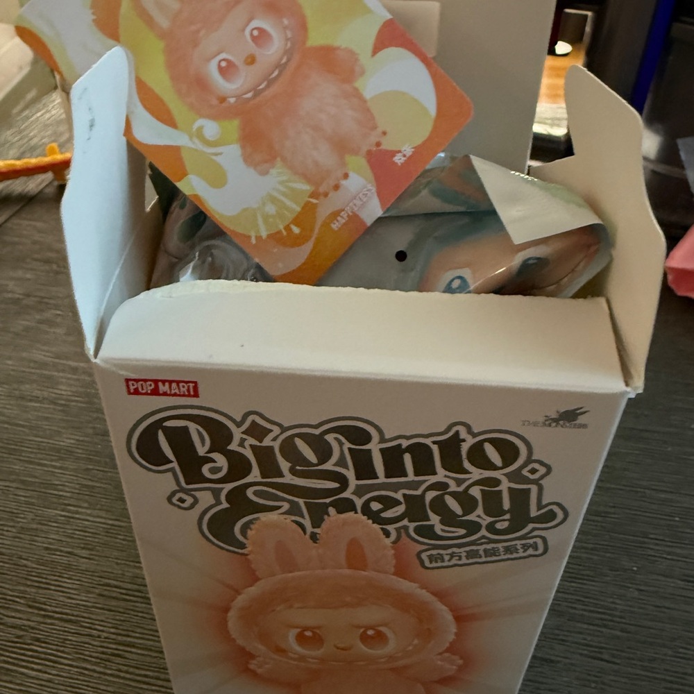 Pop Mart Biginto Energy Figure